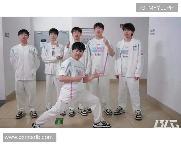 2026电竞新闻S15LOL赛后复盘V5与JDG的状态分析与比赛亮点总结